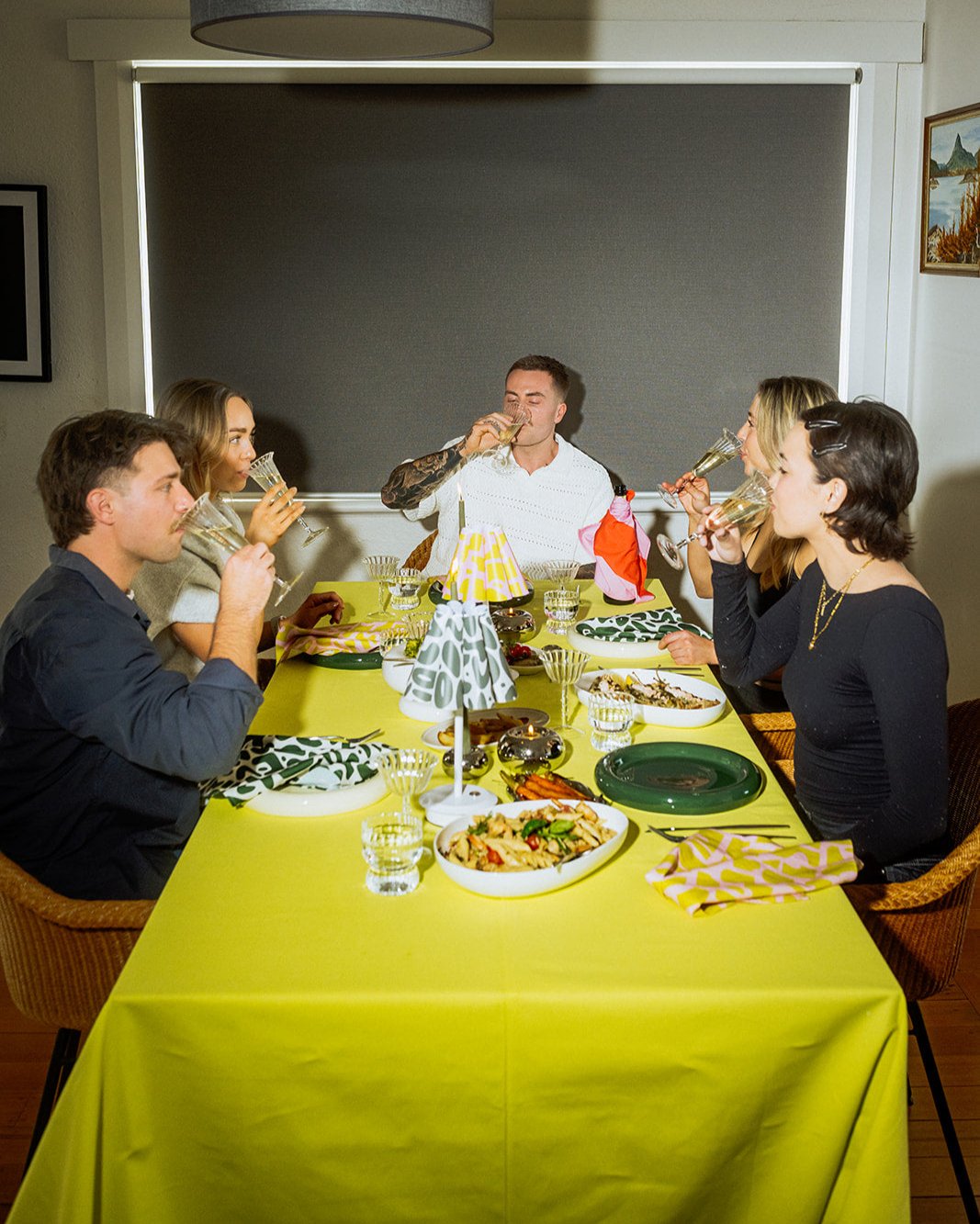 VIVID TABLECLOTH