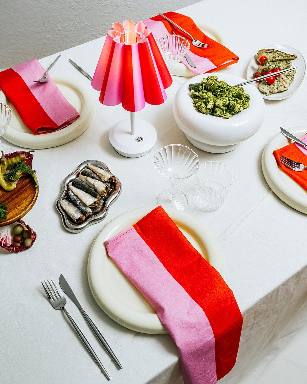 PLAIN JANE TABLECLOTH